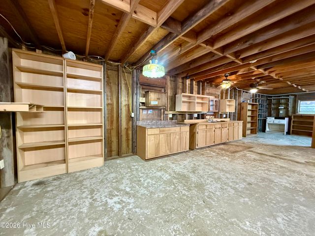 212 Sunset Drive, Williamston, NC 27892