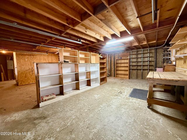 212 Sunset Drive, Williamston, NC 27892