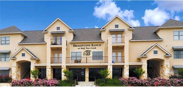 300 Holleman Drive E, College Station, TX 77840