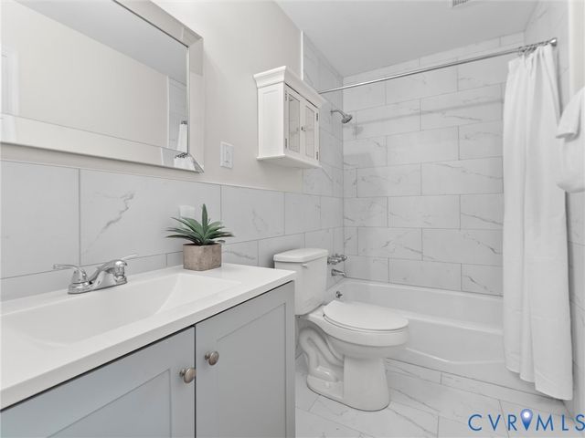 2200 Ashcreek Dr, Henrico, VA 23238