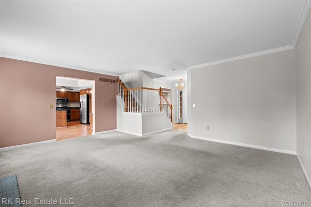 34444 Heartsworth Lane, Sterling Heights, MI 48312
