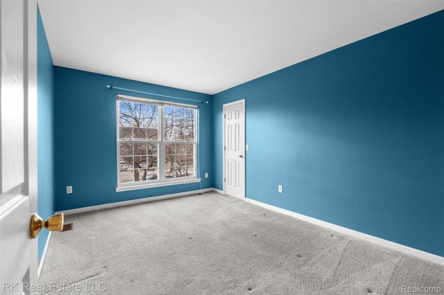 34444 Heartsworth Lane, Sterling Heights, MI 48312