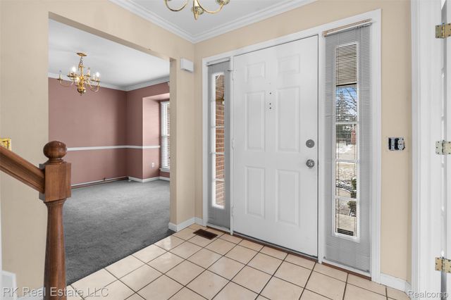 34444 Heartsworth Lane, Sterling Heights, MI 48312