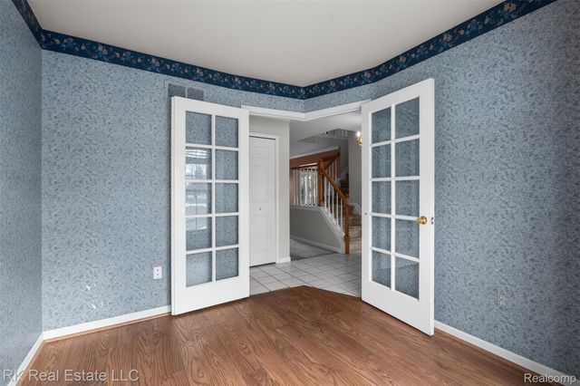 34444 Heartsworth Lane, Sterling Heights, MI 48312