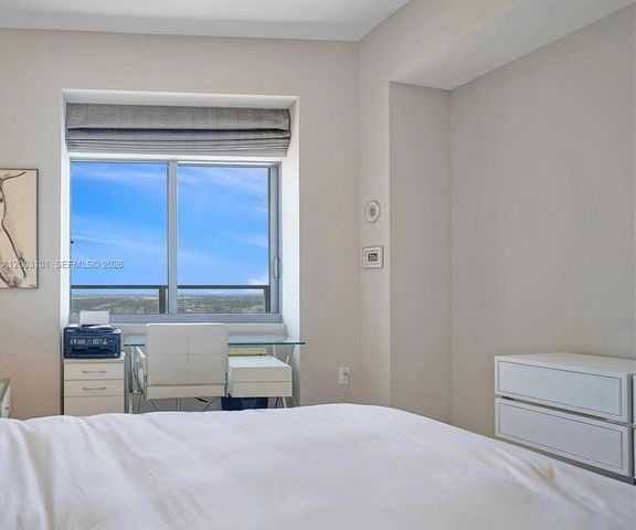 1100 Biscayne Blvd 4803, Miami, FL 33132