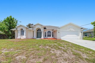 1118 SW Del Rio Boulevard, Port St. Lucie, FL 34953