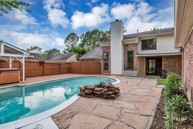 8707 Rocky Valley Drive, Houston, TX 77083