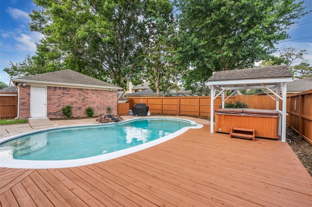 8707 Rocky Valley Drive, Houston, TX 77083