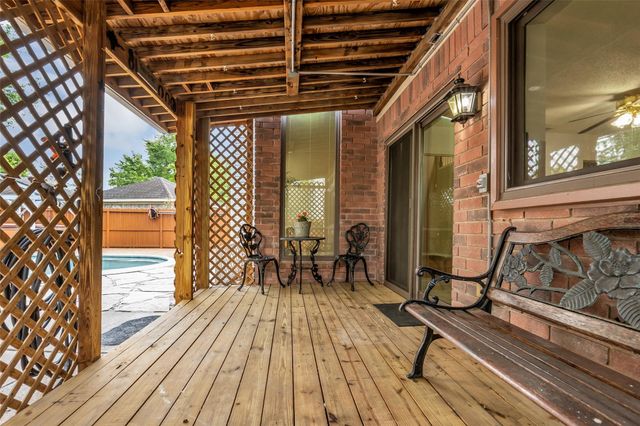 8707 Rocky Valley Drive, Houston, TX 77083