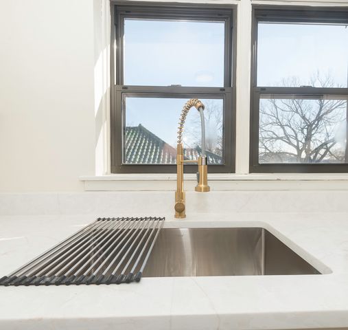 444 Washington Boulevard 404, Oak Park, IL 60302