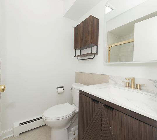 444 Washington Boulevard 404, Oak Park, IL 60302