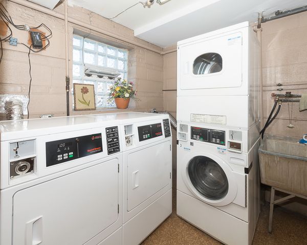 444 Washington Boulevard 404, Oak Park, IL 60302