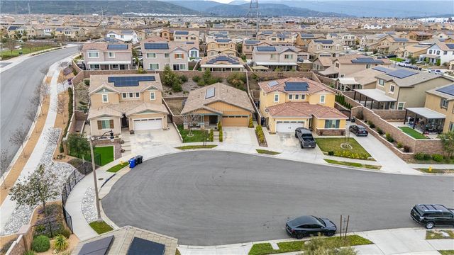 16590 Shafer Court, Fontana, CA 92336