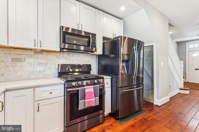 931 FARRAGUT ST NW, Washington, DC 20011