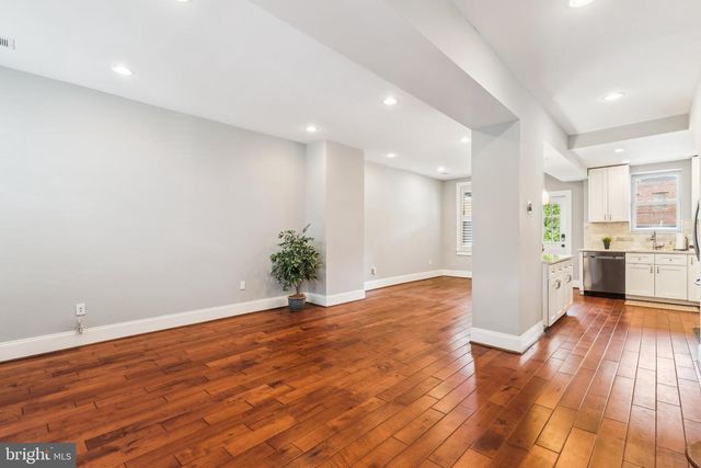 931 FARRAGUT ST NW, Washington, DC 20011