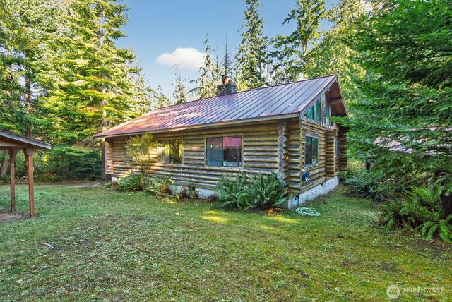 2103 Sherwood Forest Lane, Camano Island, WA 98282