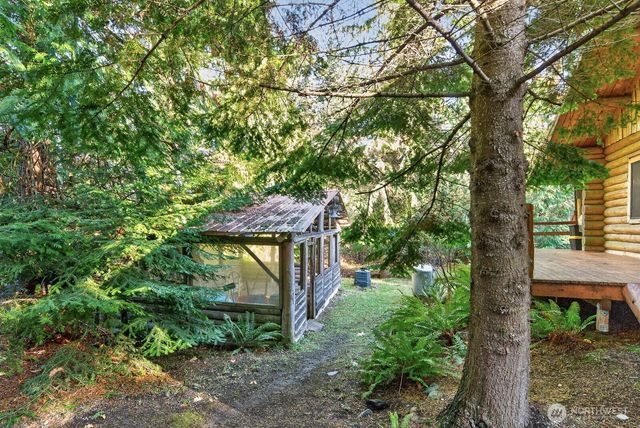 2103 Sherwood Forest Lane, Camano Island, WA 98282