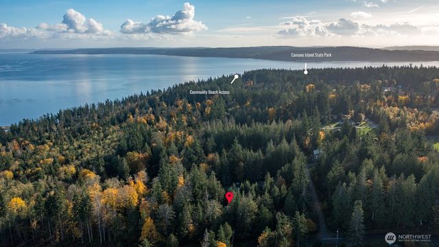 2103 Sherwood Forest Lane, Camano Island, WA 98282