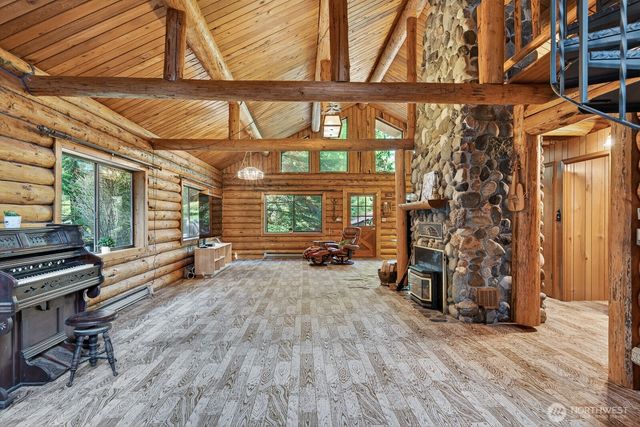 2103 Sherwood Forest Lane, Camano Island, WA 98282