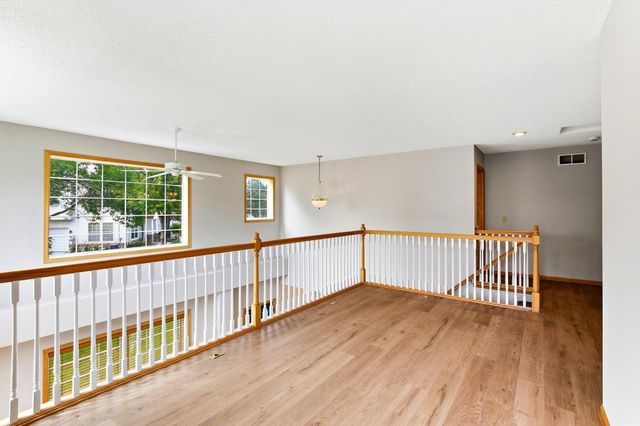 2036 Chicory Way, Chanhassen, MN 55317