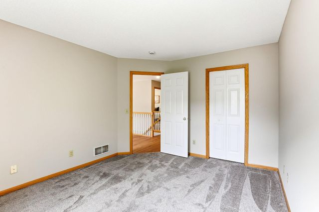 2036 Chicory Way, Chanhassen, MN 55317