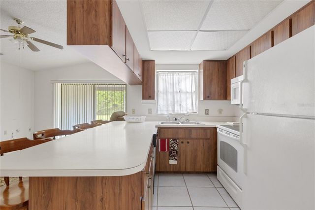 2472 21ST STREET, Sarasota, FL 34234