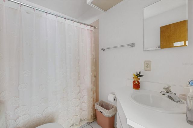 2472 21ST STREET, Sarasota, FL 34234