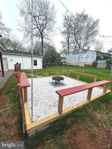 107 LUXOR ST, Manassas Park, VA 20111