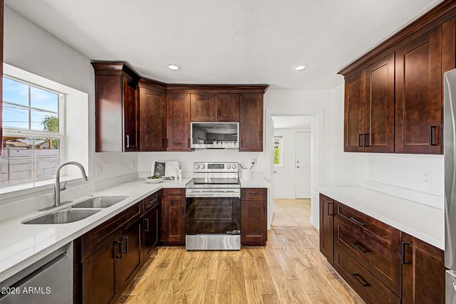 2341 N DAYTON Street, Phoenix, AZ 85006