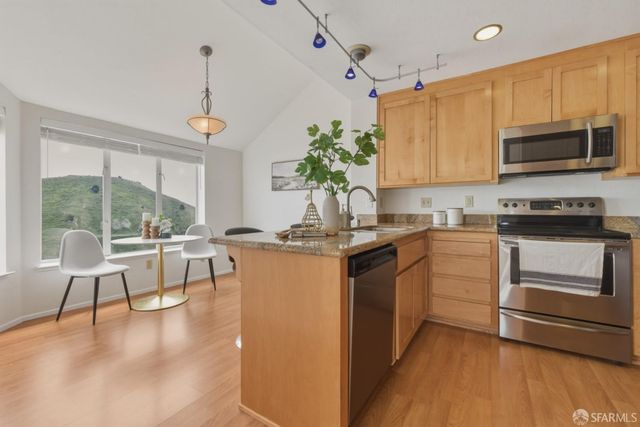 743 Green Ridge Drive 1, Daly City, CA 94014