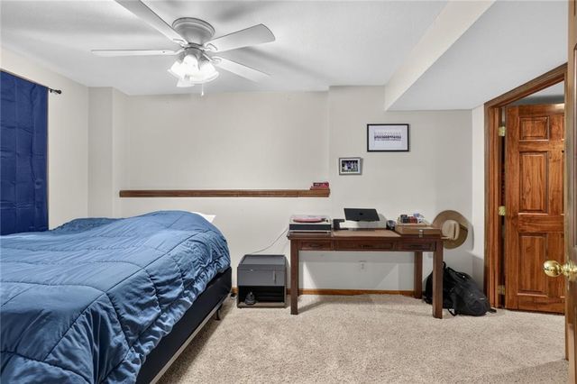 14170 NW 63rd Street, Parkville, MO 64152