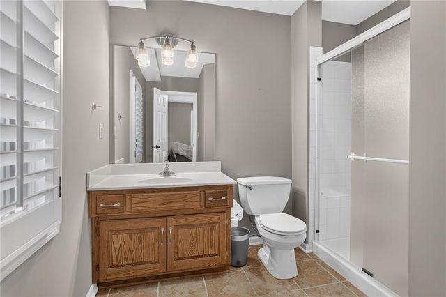 14170 NW 63rd Street, Parkville, MO 64152