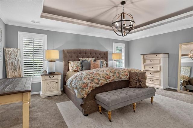 14170 NW 63rd Street, Parkville, MO 64152