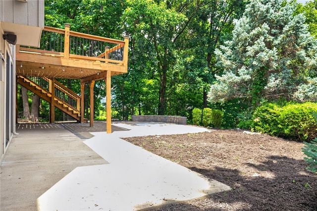 14170 NW 63rd Street, Parkville, MO 64152