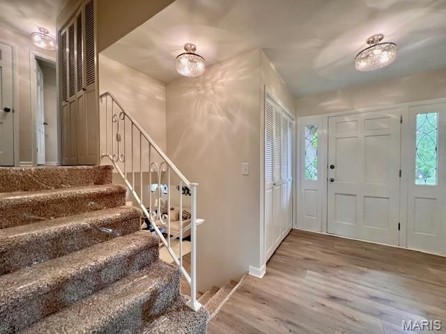 4904 Paris Drive, Godfrey, IL 62035