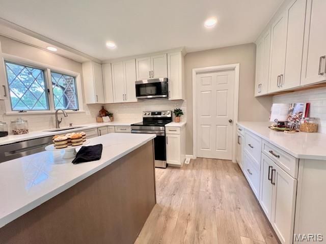 4904 Paris Drive, Godfrey, IL 62035