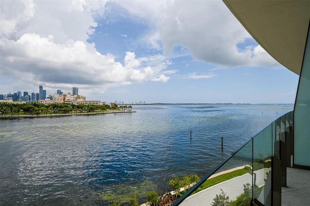 5 Grove Isle Dr L404, Coconut Grove, FL 33133