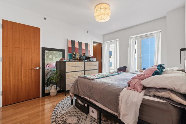 454 W 54th St Apt 4K, New York City, NY 10019