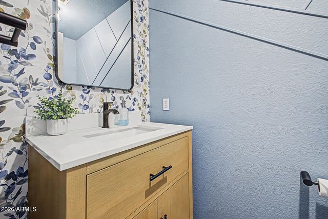 25837 N 47th Place, Phoenix, AZ 85050