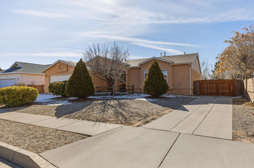 4108 Foxwood Trail SE, Rio Rancho, NM 87124
