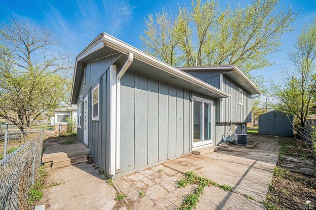 728 W 12th Street, Junction City, KS 66441