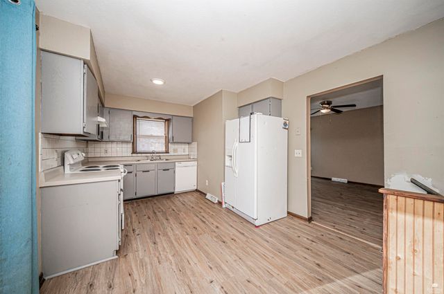 728 W 12th Street, Junction City, KS 66441