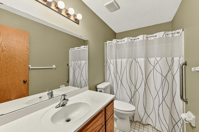 4150 Valley Drive NW, Rochester, MN 55901