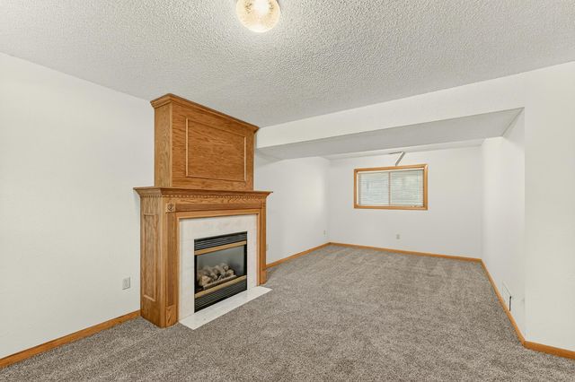 4150 Valley Drive NW, Rochester, MN 55901