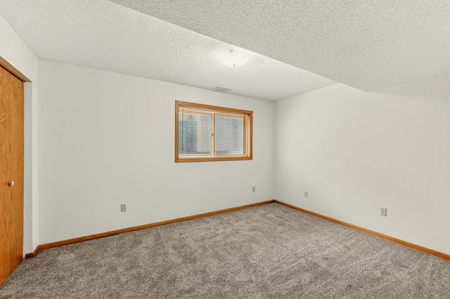 4150 Valley Drive NW, Rochester, MN 55901