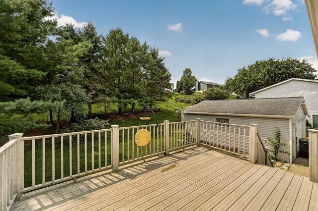 4150 Valley Drive NW, Rochester, MN 55901