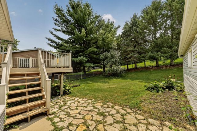 4150 Valley Drive NW, Rochester, MN 55901
