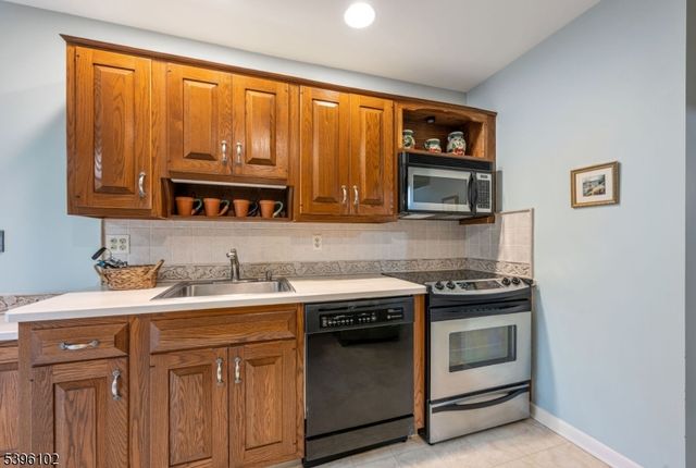 444 Bromley Pl, Wyckoff Twp., NJ 07481