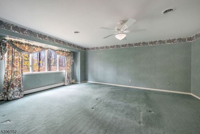 444 Bromley Pl, Wyckoff Twp., NJ 07481