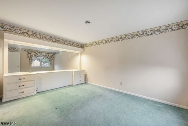 444 Bromley Pl, Wyckoff Twp., NJ 07481